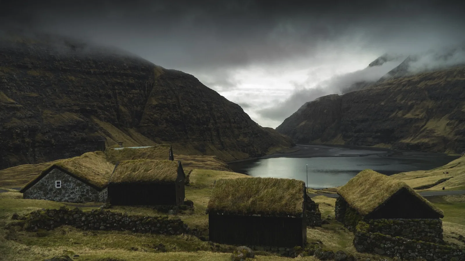 Gjógv : le village au bout du précipice