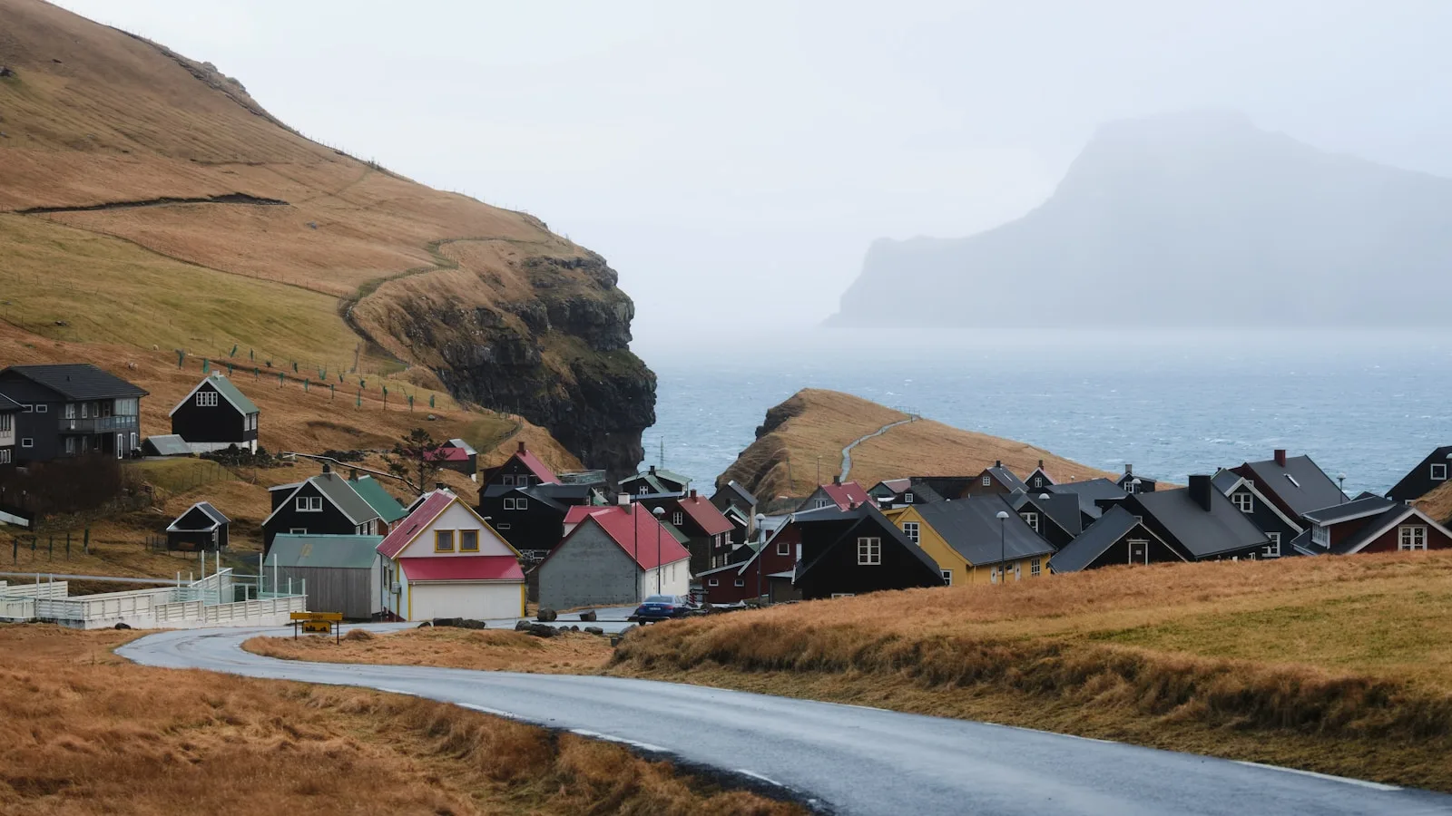 Gjógv : un village au nom qui dit tout